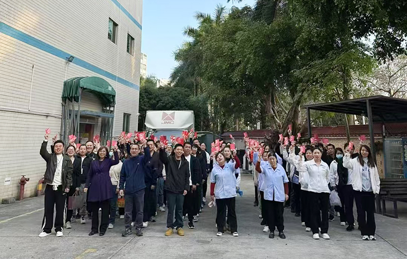 春節(jié)的喜慶氣氛仍未消散，新的征程已然拉開(kāi)序幕。雅香麗今日正式開(kāi)工啦??！